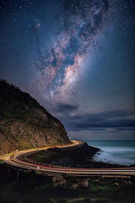 Great Ocean Road - Australia | The milkyway over the Great Ocean Rd | Facebook Beaches Australia, Australia Aesthetic, Ocean Road Australia, Great Ocean Road Australia, Great Ocean Road, Summer Road Trip, Melbourne, Bucket List, Vision Board