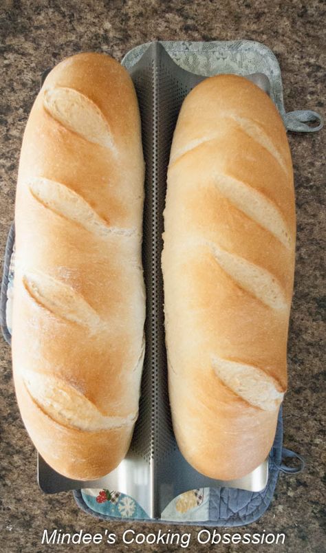 French Breads, Pullman Bread, Italian Bread Recipes, French Bread Loaf, French Loaf, Homemade French Bread, Bread Loaves, French Bread Recipe, Yeast Bread