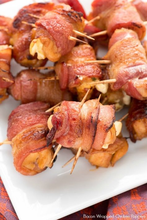 Cream Cheese Jalapeno, Cream Cheese Jalapeno Poppers, Bacon Wrapped Appetizers, Chicken Poppers, Bacon Wrapped Jalapenos, Great Chicken Recipes, Jalapeno Pepper, Stuffed Jalapenos With Bacon, Jalapeno Chicken