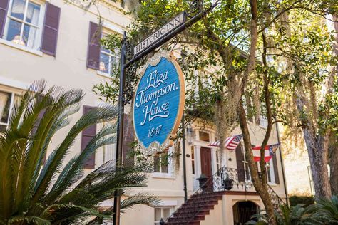 The Best Hotels in Charming Savannah, Georgia Savannah Hotels, Desk Tour, Georgia Coast, Free Bed, Family Beach Trip, Travel Club, Continental Breakfast, Wedding Services, Savannah Georgia