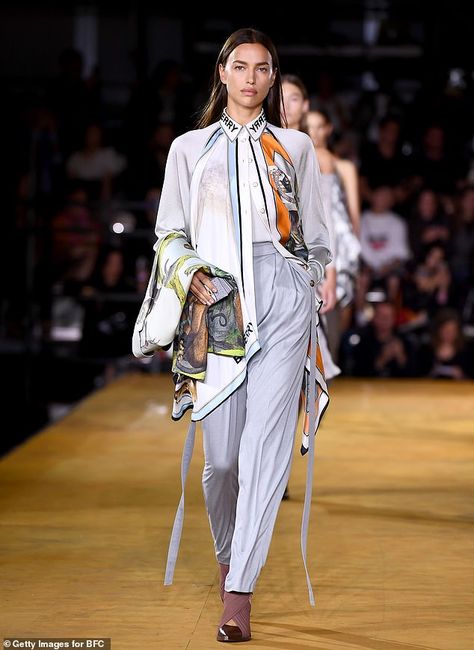 Runway: Irina Shayk walked for Burberry's spring/summer 2020 show at London Fashion Week o... Burberry Runway, Riccardo Tisci, Gareth Pugh, Victoria Secret Fashion, Irina Shayk, Victoria Secret Fashion Show, Under Dress, Burberry London, Model Life