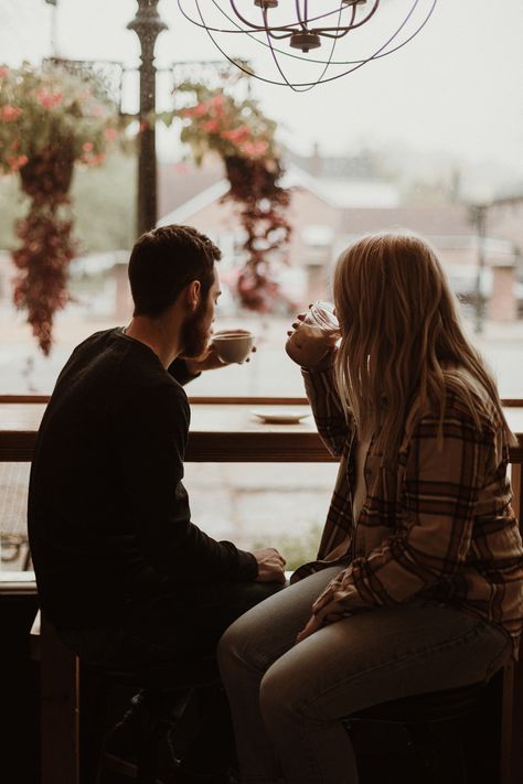 Rainy days can be a bummer if you have a photoshoot planned. ORRR… they can turn into something magical. When the forecast called for rain on the day of Maddie & Trey’s couples session, instead of getting stressed or rescheduling, they decided to embrace it. We got the coziest photos at Paper City Coffee in Chillicothe, Ohio and then went out in the gloomy weather for some moody magic! Couples Having Coffee, Couple Having Coffee, Tea Couple, Rainy Day Photos, Couples City, Chillicothe Ohio, Prenup Ideas, Gloomy Weather, Easy Photography Ideas