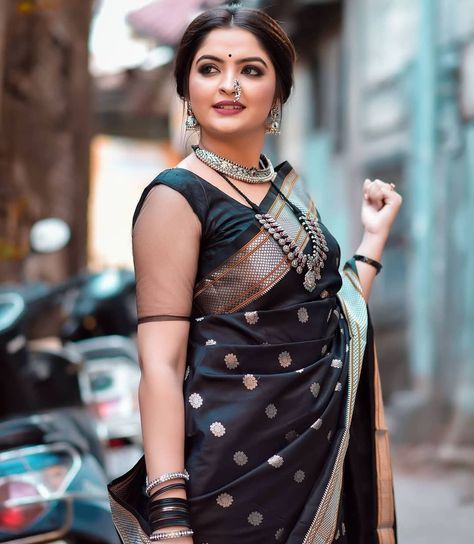 Makarsankranti Black Saree Look, Black Saree Look Traditional, Black Saree Blouse Party Wear, Fashion Saree Blouse, Black Saree Blouse Designs, Black Saree Blouse, Favourite List, Black Blouse Designs, Haldi Kumkum