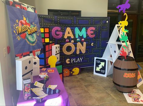 Board Game Homecoming Floats, Life Size Games Diy, Board Game School Theme, Game On School Theme, Game Night Decorations, Life Size Games, Rally Idea, Board Game Themes, Homecoming Floats