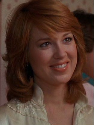 Lee Purcell's hair in Valley Girl Lee Purcell, Valley Girl, Valley Girls, Smart Women, Redheads, Movie Stars, Most Beautiful, Actresses, Exterior