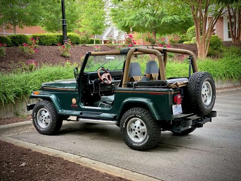 Are Jeeps Good Investments? (Answered) – Four Wheel Trends 2006 Jeep Wrangler Unlimited, Used Jeep Wrangler, Jeep Concept, New Jeep Wrangler, Tj Wrangler, Custom Jeep Wrangler, Used Jeep, Jeep Wave, Jeep Wrangler Accessories