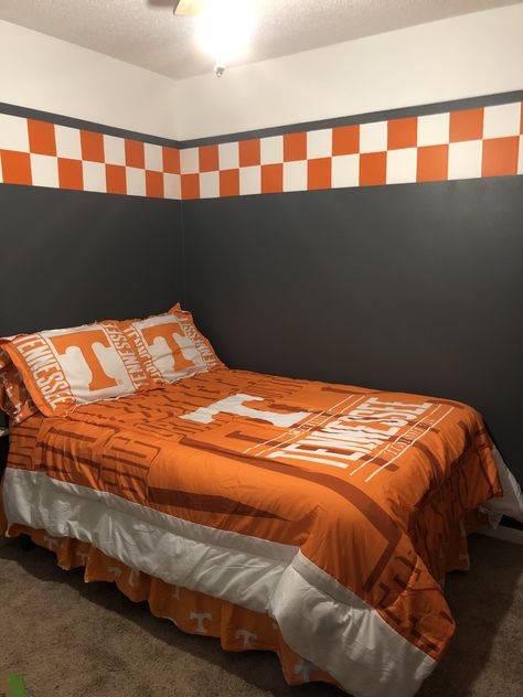 Tennessee Vols Checkerboard Tennessee Vols Bedroom Ideas, Vols Decor, Tennessee Bedroom, Tennessee Vols Bedroom, Football Theme Bedroom, Tn Vols, Tennessee Volunteers, University Of Tennessee, Boy's Bedroom