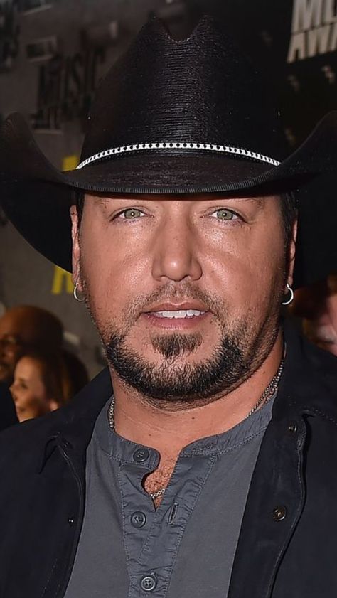 Jason Aldean Wallpaper, Dax Emry, Keanu Reeves Sister, Brittany Aldean, Jason Alden, Luke Bryan Pictures, Men Faces, Jason Aldean, Country Music Stars