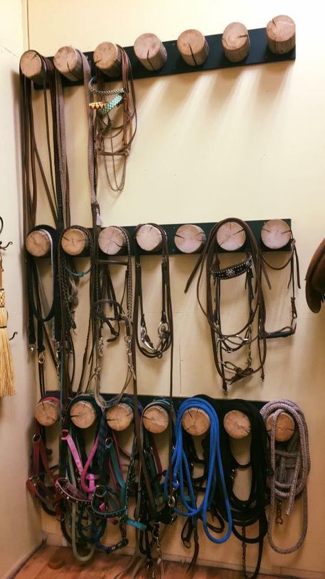 Barn Hacks Saddle Organization, Horse Area Ideas, Equine Studies Aesthetic, Tack Shed Ideas Design, Small Horse Tack Room Ideas, Tack Closet Ideas, Horse Set Up, Saddle Storage Ideas, Saddle Rack Diy Wall Mount