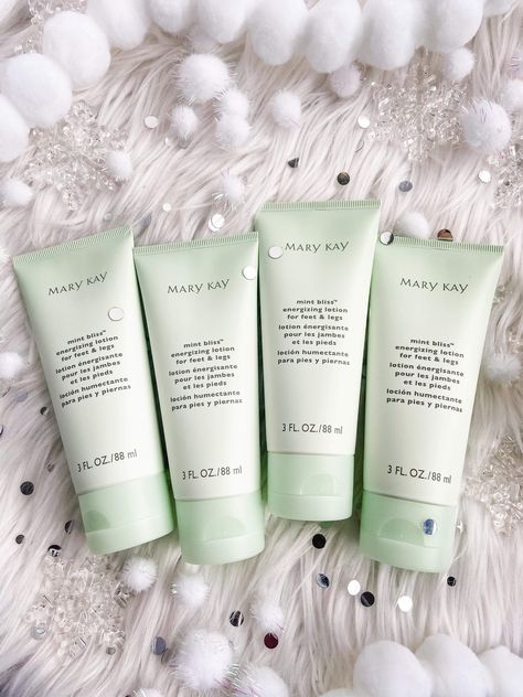 Mary Kay Mint Bliss Gift Ideas, Mary Kay Mint Bliss And Socks Snowman, Mint Bliss Mary Kay, Mary Kay Hello Clean Set, Mary Kay Soothing Eye Gel, Beauty Stuff, Mary Kay, Shampoo Bottle, Mint