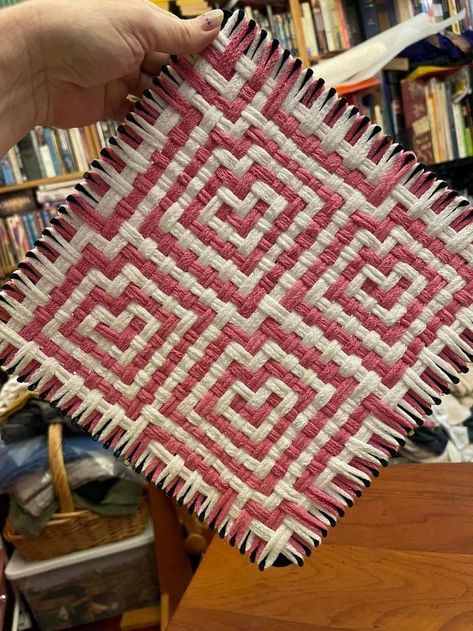 10” Potholder Loom Patterns, Heart Potholder Pattern Free, Pot Holder Patterns Loom, Loop Potholder Patterns Free, Friendly Loom Potholder Patterns, Potholder Loom Designs, Potholder Pro Loom Patterns Free, Potholder Loom Projects, Pro Potholder Loom Patterns