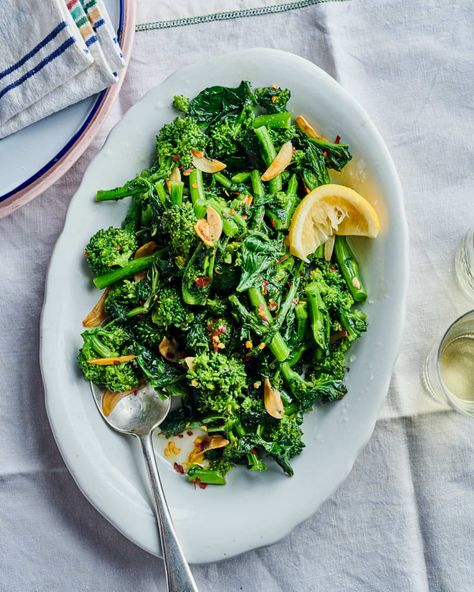 Credit: Photo: Joe Lingeman; Food Stylist: Cyd McDowell Credit: Photo: Joe Lingeman; Food Stylist: Cyd McDowellHave you ever had broccoli rabe? This Mediterranean member of the brassica family is also known as rapini, and it tends to show up in a lot of Italian recipes, often paired with sausage and pasta. This green vegetable can be more nutty and bitter in flavor than broccoli, but cooked the right way, broccoli rabe is tender, flavorful, and worth grabbing a bunch of from the farmers market o Roasted Feta, Cooking Broccoli, Sauteed Broccoli Rabe, Broccoli Rabe Recipe, Cook Broccoli, Roasted Broccolini, How To Cook Broccoli, Ottolenghi Recipes, Broccoli Rabe