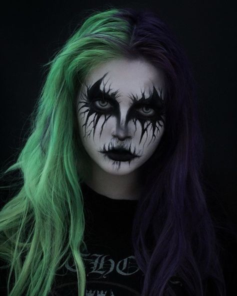 Demon Makeup, Goth Eye Makeup, Corpse Paint, Creepy Makeup, Concert Makeup, Punk Makeup, Streetwear For Men, Face Paint Makeup, Face Art Makeup