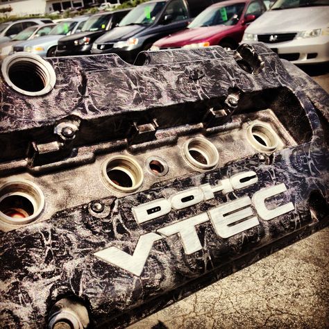 Black Inferno Skulls Prelude Valve Cover @Voylesperformance Hydrographic Dipping, Hydro Graphics, Hydro Dipping, Water Transfer, Cool Paintings, Valve Cover, Honda Civic, Custom Cars, Cars