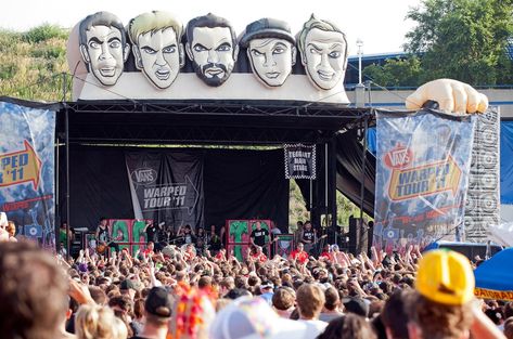 Warped Tour 2005, Vans Warped Tour, Music Week, Vision Board Images, Rock Festivals, Warped Tour, Hottest 100, Latin Music, 2025 Vision