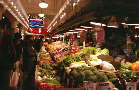 film photography, night photography, seattle, seattle at night, seattle wallpaper, pike place market, pike’s, night market, farmer’s market, seattle farmer’s market, neon signs, 35mm, 35mm neon signs, neon signs at night, film neon signs Film Photography Night, Seattle At Night, Seattle Wallpaper, Seattle Restaurants, Night Film, Photography Night, Pike Place Market, Pike Place, Night Market