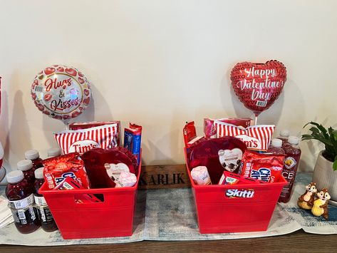 Red themed snacks in red baskets for Valentines day. Perfect for college age kids. Baskets For Valentines Day, Baseball Valentine, Themed Snacks, Red Basket, College Kids, Valentines For Kids, Boyfriend Gifts, Valentine Day Gifts, Valentine's Day