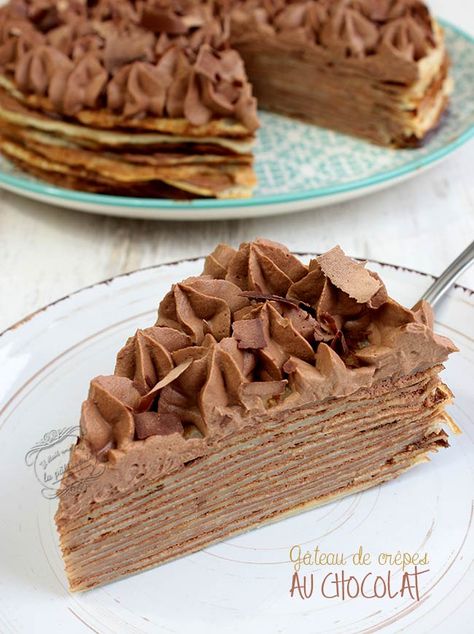 recette de gâteau de crêpes au chocolat Dessert Crepes, Lithuanian Recipes, Pancake Cake, Chocolate Crepes, Desserts With Biscuits, Crepe Cake, French Dessert, Toasted Walnuts, Köstliche Desserts