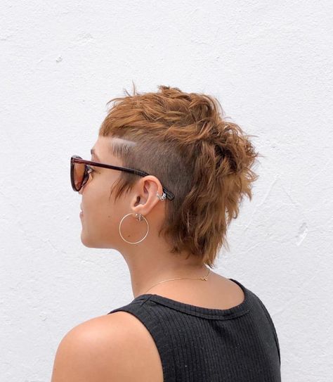 Lady Mullet Straight Hair, Short Cool Haircuts For Women, Mohawk Haircut Women, Modified Mullet Women, Women’s Mullet Hair, Women’s Mullets, Short Mohawk Women, Women’s Short Mullet, Pixie Mohawk Haircut