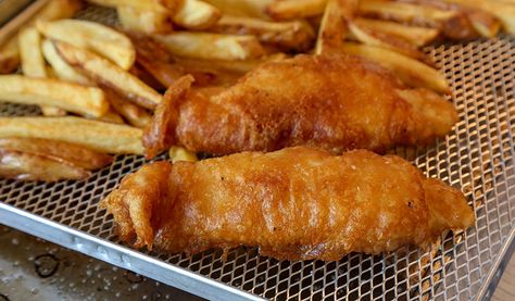 Best Fried Fish Recipe, Best Tartar Sauce Recipe, Catfish Dinner, Tartar Sauce Recipe, Pike Fish Recipes, Homemade Tartar Sauce, Beer Battered Fish, Beer Battered, Thousand Island