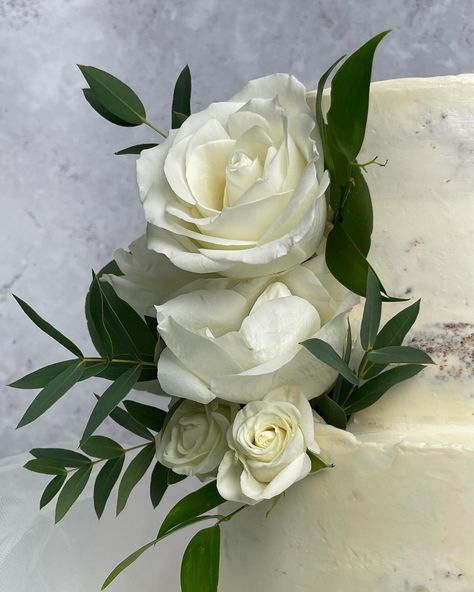 #seminakedcake #seminakedweddingcake #weddingcake #buttercreamcakes #whitecake #whippedcreamcake #freshberries #engagementcake #ottawabakery #ottawafoodies #luxurycakes Seminaked Wedding Cake, Engagement Cakes, White Cake, Fresh Berries, Buttercream Cake, Whipped Cream, Wedding Cakes, Cake