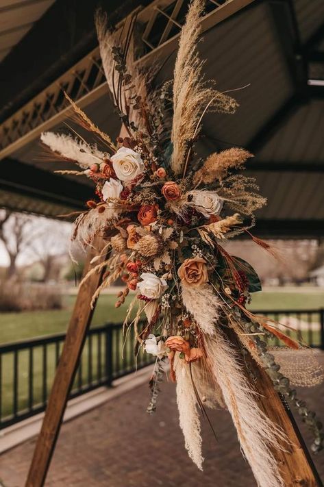 Fall Boho Wedding, Boho Fall Wedding, Flowers Arch, Boho Wedding Arch, Fall Wedding Arches, Fall Wedding Color Schemes, Wedding October, Smith Wedding, Western Themed Wedding