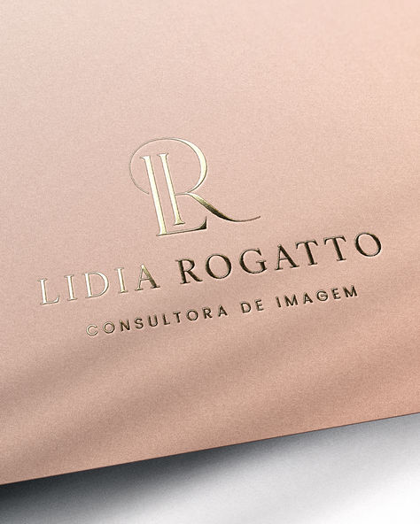 Logotipo logo logomarca logotype feminino feminine clássica chique clean minimalista minimalist minimal monograma elegante elegant sofisticado sofisticada identidade visual visual identity beautiful chic dourado iniciais nude tons neutros feminina Elegant Branding, Brand Studio, Wedding Logos, Beauty Logo, Design Logo, Visual Identity, Mood Boards, Podcast, Logo Design