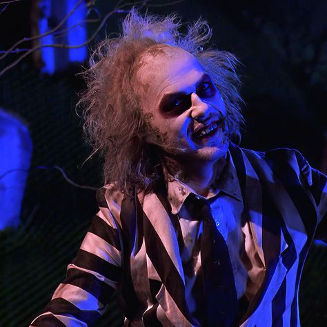 Beetlejuice Beetlejuice (2024) Beetlejuice Beetlejuice 2024, Hear Me Put Characters, Beetlejuice Portrait, Beetlejuice Icon, Beetlejuice Pfp, Beetlejuice Actor, Beetlejuice 2024, Beetlejuice Tim Burton, Beetlejuice Aesthetic