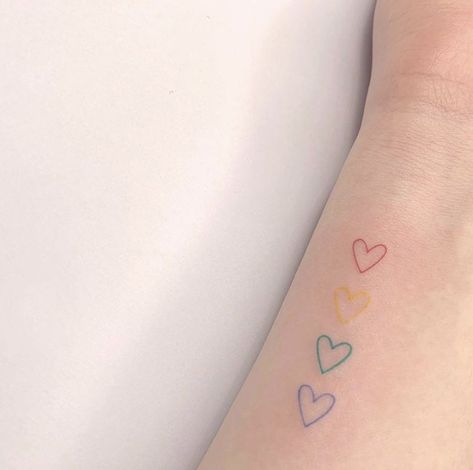 Lightning Bolt Tattoos, Rainbow Heart Tattoo, Tattoos Sunflower, Cloud Tattoos, Small Colorful Tattoos, Love Heart Tattoo, Simple Heart Tattoos, Lettering Tattoos, Tattoo Machine Tattoo