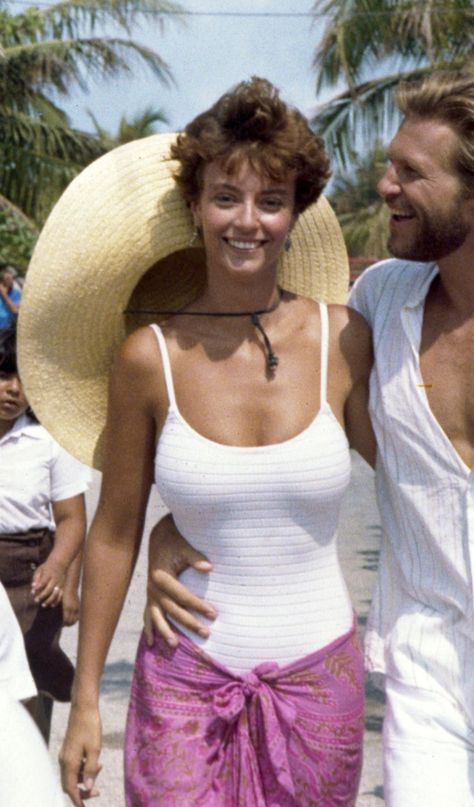 Rachel Ward Rachel Ward, Baby Boomers Generation, Raquel Welch, Modern Photography, Youth Culture, Famous Celebrities, Celebrity Pictures, Jennifer Lopez, Celebrities Female