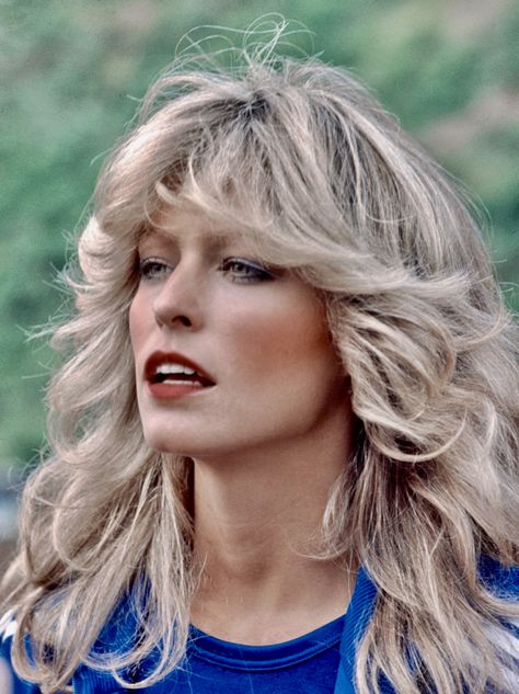 Farrah Fawcett 1970s Hairstyles, Farrah Fawcet, Beige Hair, 70s Hair, Hair Icon, Farrah Fawcett, Long Blonde, Nude Lip, Feathered Hairstyles