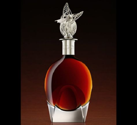 Legacy - the World's Most Expensive Rum. What a beautiful bottle! Expensive Liquor, Most Expensive Liquor, Alcohol Design, Expensive Things, Fantasy Props, Alcohol Bottles, Wine And Liquor, Bottle Packaging, Liquor Bottles