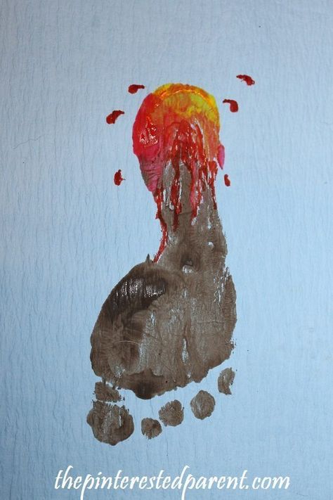 Volcano Footprint Art, Family Art Projects, Movie Inside Out, Dinosaur Crafts, Footprint Art, Diy Kit, Daycare Crafts, Family Art, Baby Art