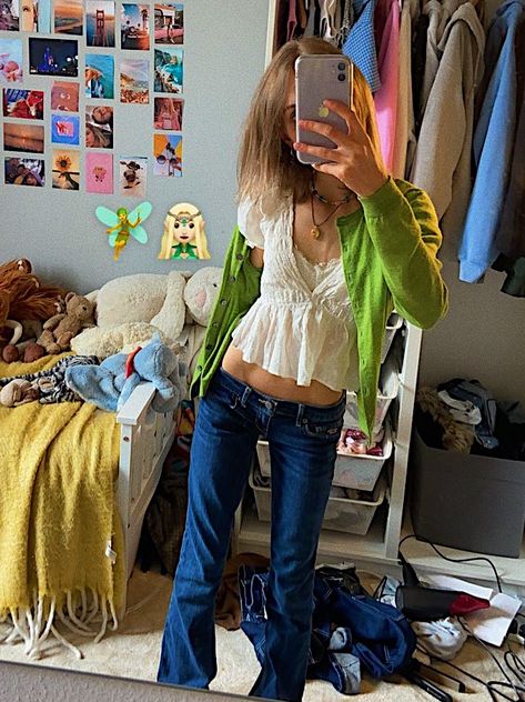 Long Top Low Rise Jeans, Y2k Low Rise Jeans Outfit, Cardigan And Low Rise Jeans, Low Rise Jeans Outfits, Y2k Lowrise Jean Outfits, Low Rise Jeans Outfit Aesthetic Grunge, Milk Maid Top, Low Rise Jeans Outfit 2000s, Milkmaid Top Y2k