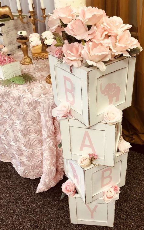 White And Pink Baby Shower Ideas, Baby Girl Shower Table Decorations, Elegant Pink Baby Shower, Pink And Rose Gold Baby Shower Ideas, Gold And Pink Baby Shower Ideas, Pink Flowers Baby Shower Ideas, Pink And Gold Baby Shower Decorations, Pale Pink Baby Shower Ideas, Balloon Arch Baby Shower Girl