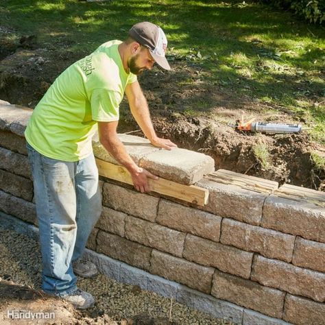 Large Retaining Wall Blocks, Retaining Wall Drainage, Building A Stone Wall, Pallet Deck Diy, Diy Retaining Wall, Backyard Retaining Walls, Retaining Wall Blocks, Building A Retaining Wall, Stone Retaining Wall