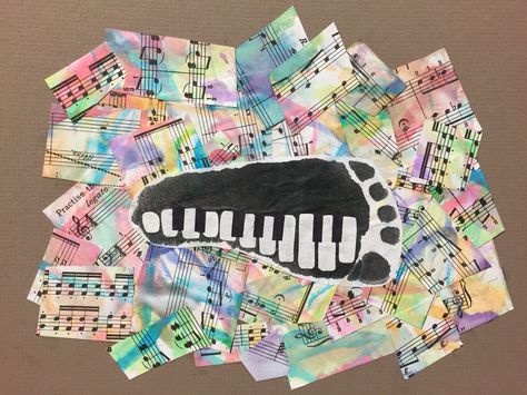 Piano footprint on water colored sheet music Toddlers Craft Ideas, Projects For Toddlers, Music Theme Birthday, Toddler Teacher, Trendy Music, Instruments Art, Baby Art Projects, Footprint Crafts, Music Crafts