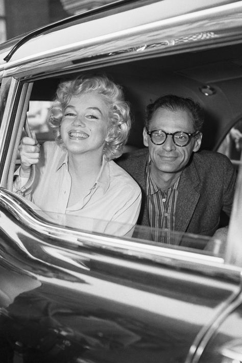 1959 Marilyn Monroe Marriages, Yves Montand, Lee Strasberg, Arthur Miller, Milton Greene, Dora Maar, Jack Lemmon, Growing Apart, Famous Photos