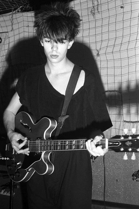 Garage Punk, Echo And The Bunnymen, Goth Bands, Music Pics, Punk Rock Bands, New Romantics, Indie Pop, Band Photos, Pop Rock