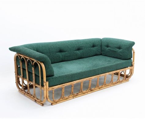 For sale: Vintage rattan sofa / daybed by Bonacina, 1970s Beach Couch, Sofa Daybed, Sleeping Quarters, Sofas For Sale, Vintage Rattan, Daybed Sofa, Rattan Sofa, Vintage Sofa, Sofa Sale