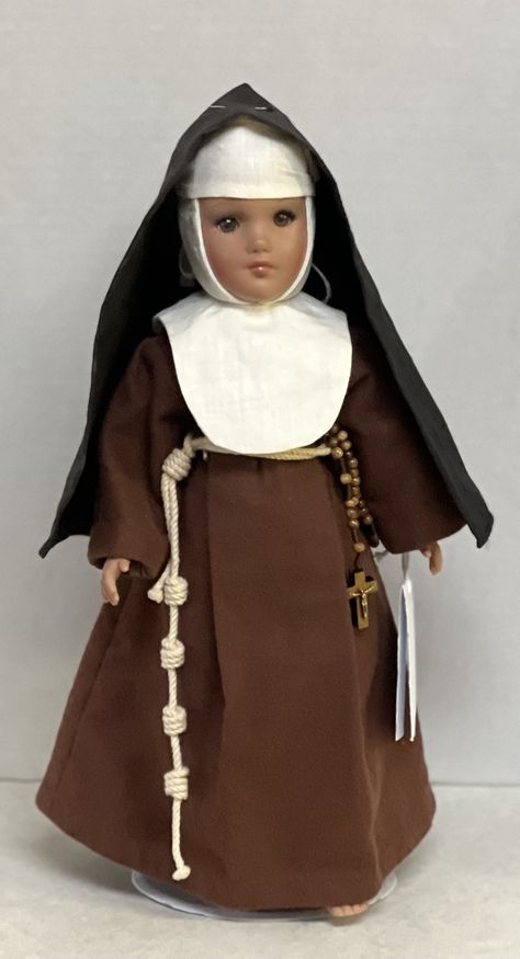 Nun Doll, Doll Diy, Doll Pattern, Diy Doll, Cool Hairstyles, Alexander, Dolls, Hair, Pattern