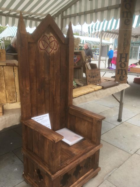 Wooden Throne Chairs Bride And Groom Seats, Wooden Throne, Viking Hall, Viking Tent, Throne Chairs, Medieval Furniture, Thrown Chair, Viking Wedding, Outside Seating