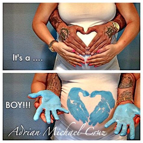 Paint Handprint Gender Reveal, Gender Reveal Ideas Paint, Gender Reveal Paint Ideas, Gender Reveal With Paint, Paint Gender Reveal Ideas, Paint Gender Reveal, Gender Reveal Paint, Painting Photoshoot, Gender Reveal Photo Shoot