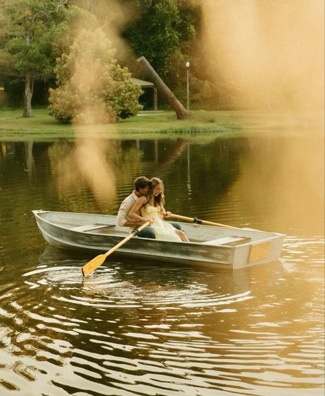 Romance Novel Photoshoot, Couples Row Boat Photoshoot, Rowboat Couple Photoshoot, Couple Boat Photoshoot, Pond Couples Photoshoot, Rowboat Photoshoot, Notebook Boat Scene, Dreamy Relationships, Denim Couple Photoshoot