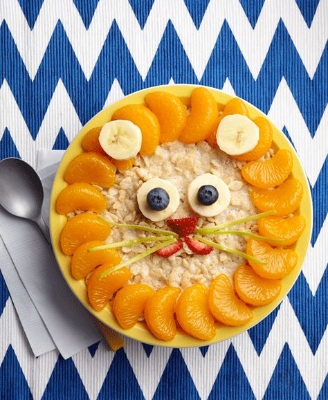 Start the day with the fierceness of a lion. Enjoy sweet oranges and fruit on top of your Rice Krispies and roar into the day. Bowl Of Rice, Banana Slices, Kids Treat, Cute Lion, Banana Slice, Lion Face, Fruit Plate, Apple Slices, Mandarin Orange