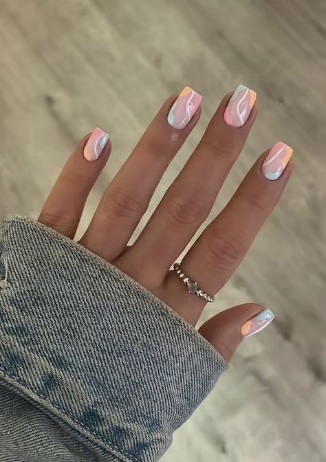 Soft Square Nails Short, Cute Nails Gel Polish, Senior Nails Ideas 2024, Mail Inspo 2024 Summer, Short Vacation Nails, Sns Nails Designs, Elegant Touch Nails, Purple Glitter Nails, Nail Piercing