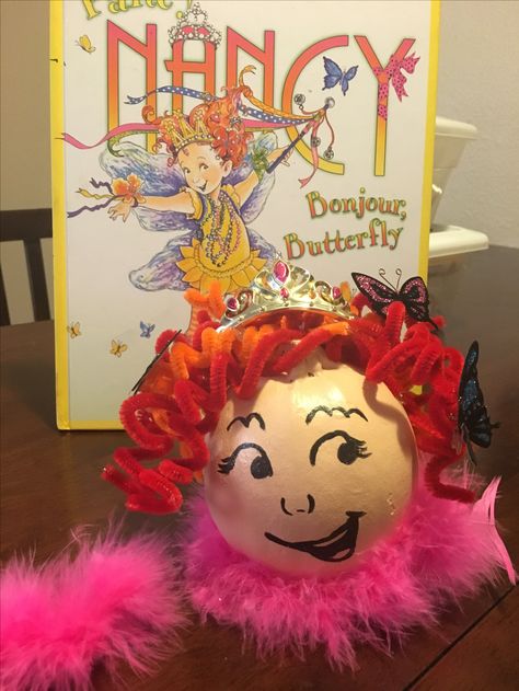 Fancy Nancy pumpkin book report Fancy Nancy Pumpkin Character, Fancy Nancy Pumpkin, Pumpkin Book Report, Storybook Pumpkin, Book Pumpkins, Pumpkin Creations, Book Character Pumpkins, Funny Pumpkin Carvings, Story Book Pumpkin