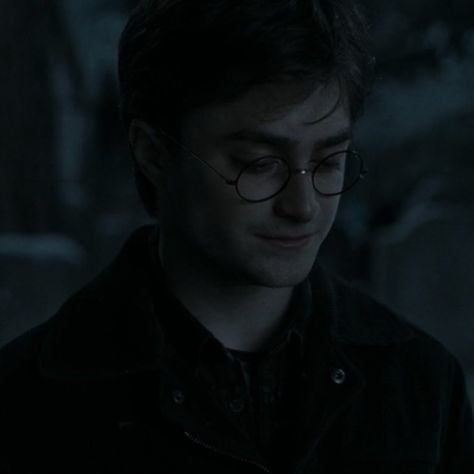 Harry Deathly Hallows, Hp Deathly Hallows, Harry James Potter 6th Year, Harry James Potter Deathly Hallows, Horcrux Hunt, Lennon Glasses, Harry Potter 6, Deathly Hallows Part 2, Daniel Radcliffe Harry Potter