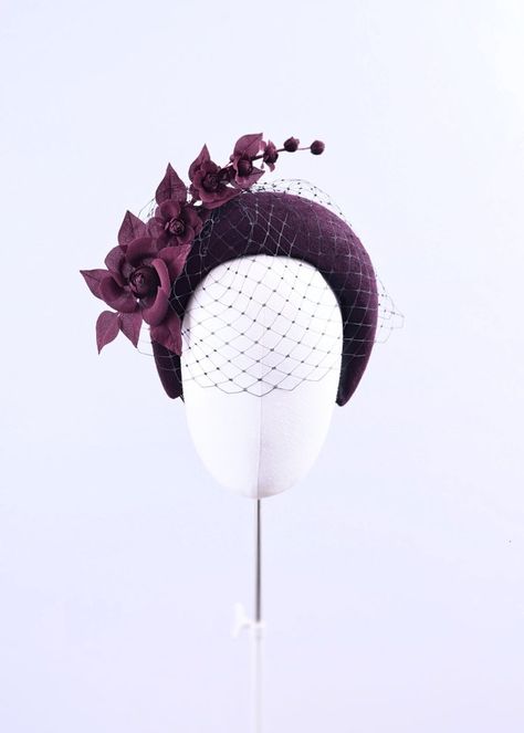 Justine Bradley-Hill Mildred Dot Veil Hat in Burgundy Veiled headband with flower. Purchase Worn by Princess Beatrice on:29 March 2022 - Service Of Thanksgiving For The Duke Of Edinburgh Fascinator Hats Outfit, Veil Hat, Purple Fascinator, Veiled Hats, Pearl Bridal Headband, Occasion Hats, Luxury Hats, Rose Headband, Fascinator Headband