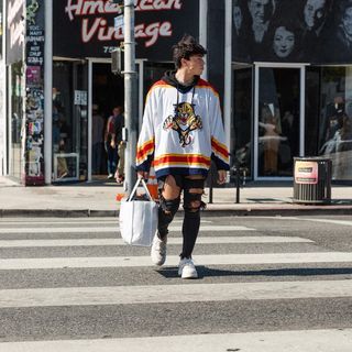 Quinton Griggs (@qgriggss) • Instagram photos and videos Quinton Griggs, Hockey Game Outfit, Hockey Outfits, Jersey Fashion, Tailgate Outfit, Practice Outfits, Guys Clothing Styles, Jersey Outfit, Men Style Tips